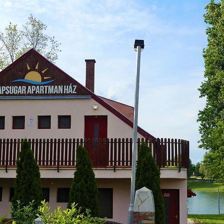 Napsugar Apartman باجة المظهر الخارجي الصورة