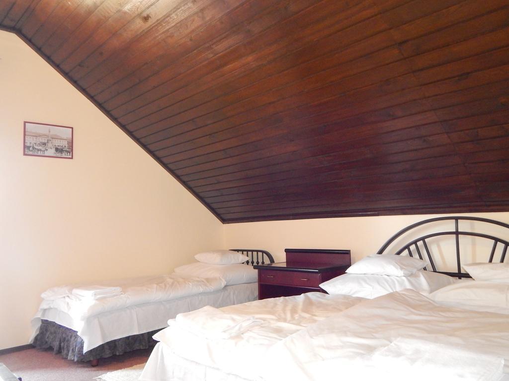Napsugar Apartman باجة الغرفة الصورة